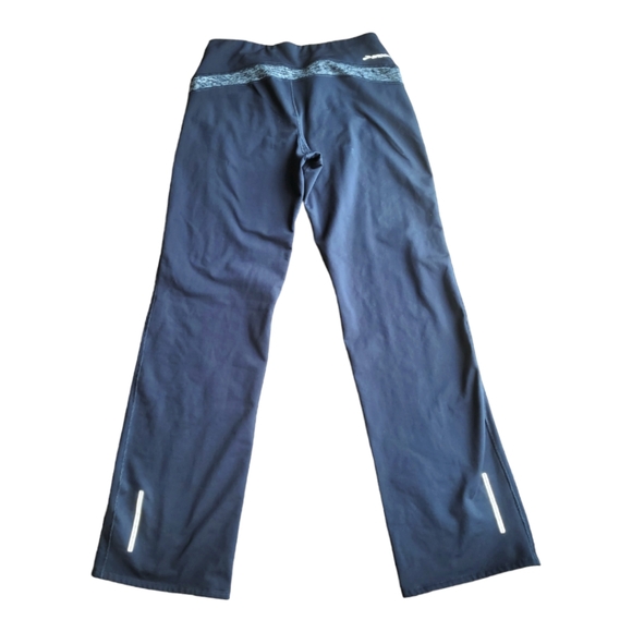 Brooks For Women Relaxed Leg Athletic Pants - Picture 2 of 5